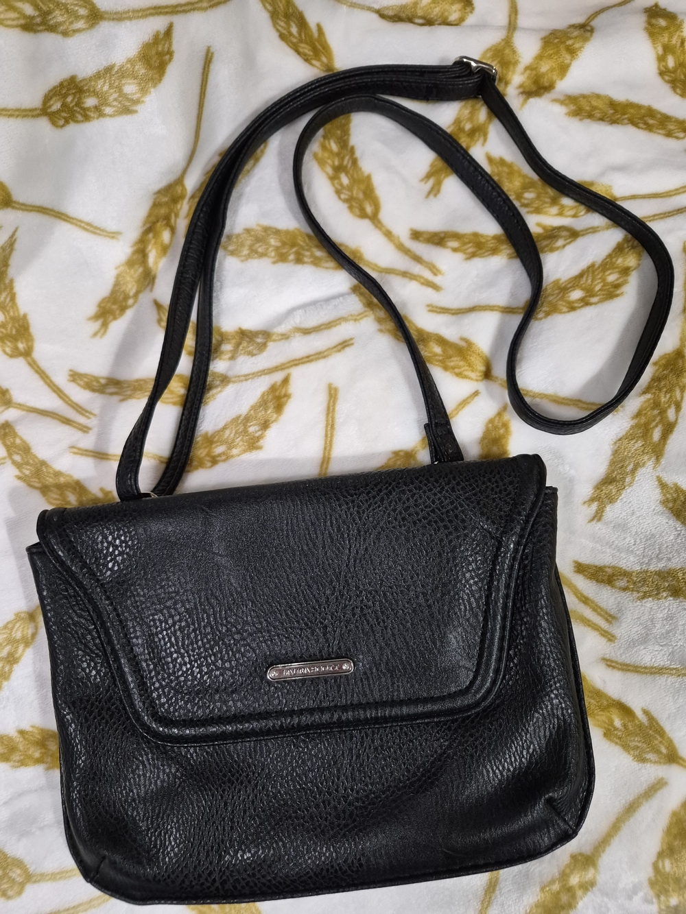 Laura Scott Black Crossbody Bag